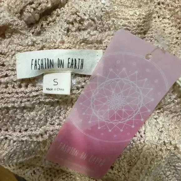 NWT FASHION ON EARTH SIZE SMALL - Picture 8 of 9